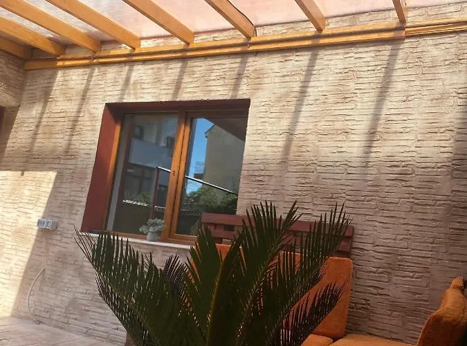 בית אירוח Orange House קונסטנצה