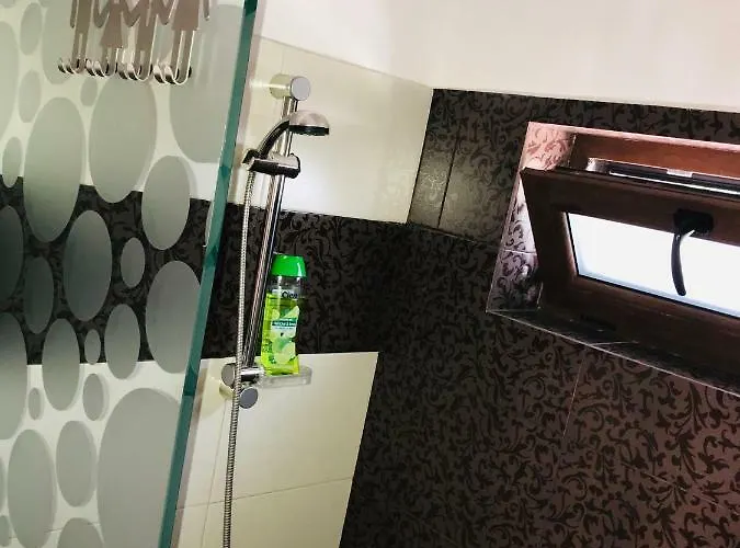 Orange House בית אירוח קונסטנצה