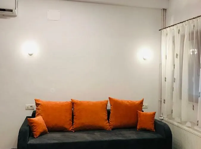 Orange House קונסטנצה