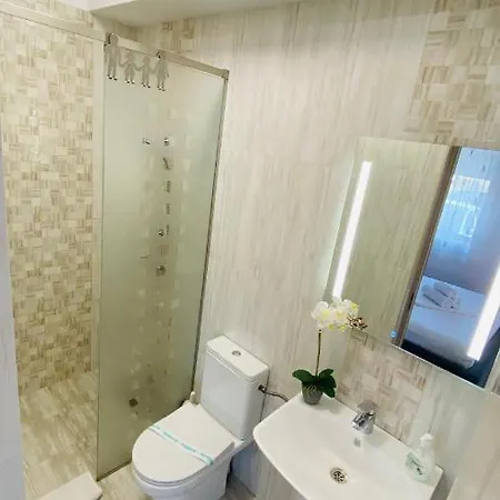 Orange House * 康斯坦察