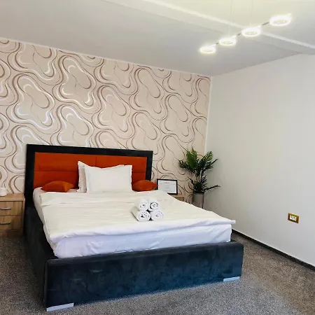 Orange House * 康斯坦察